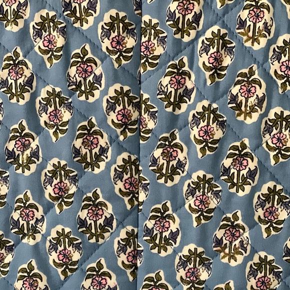 J.Crew Factory Blue Floral Block Print Quilted Jacket Size 10 - Picture 3 of 9